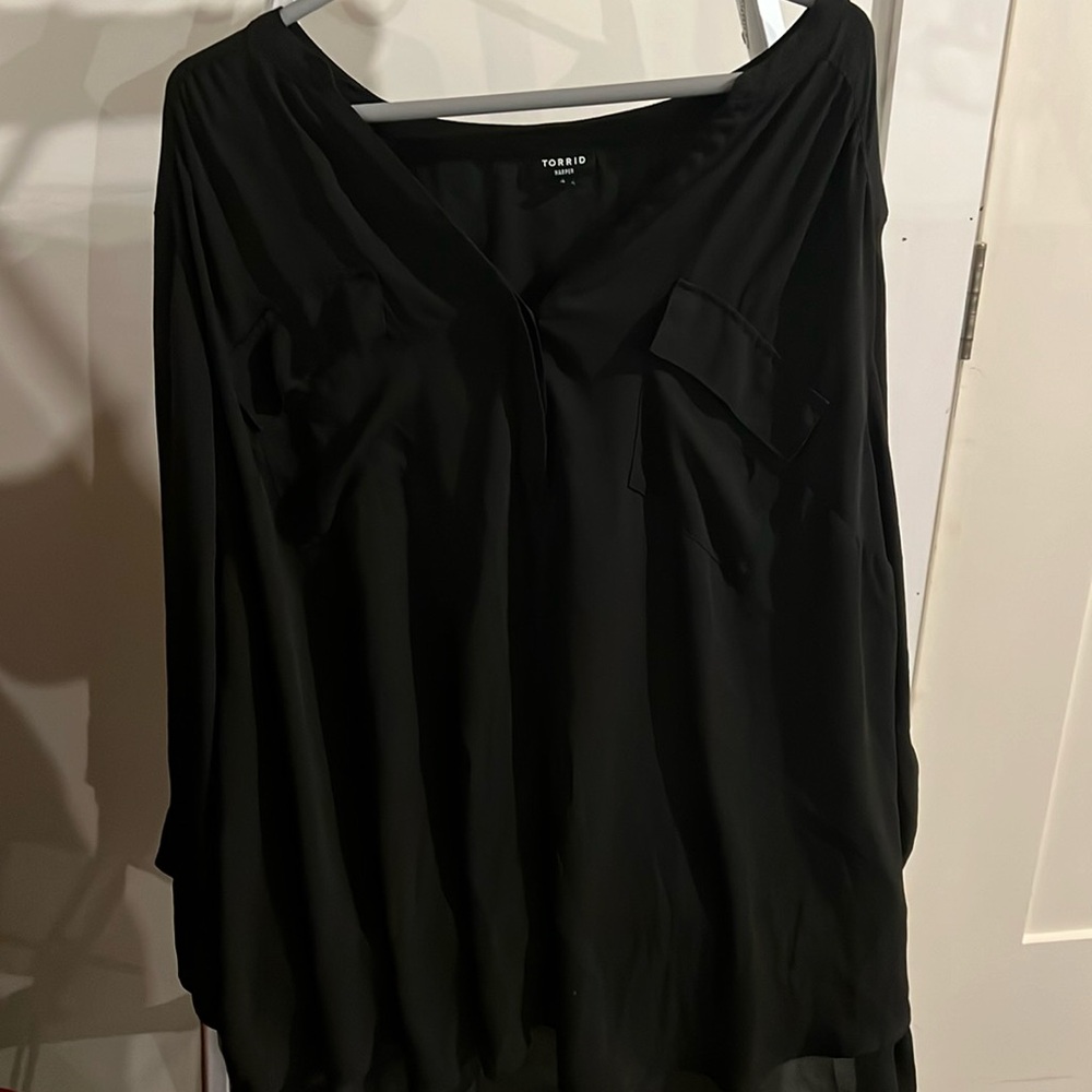 Torrid Blouse Size 4